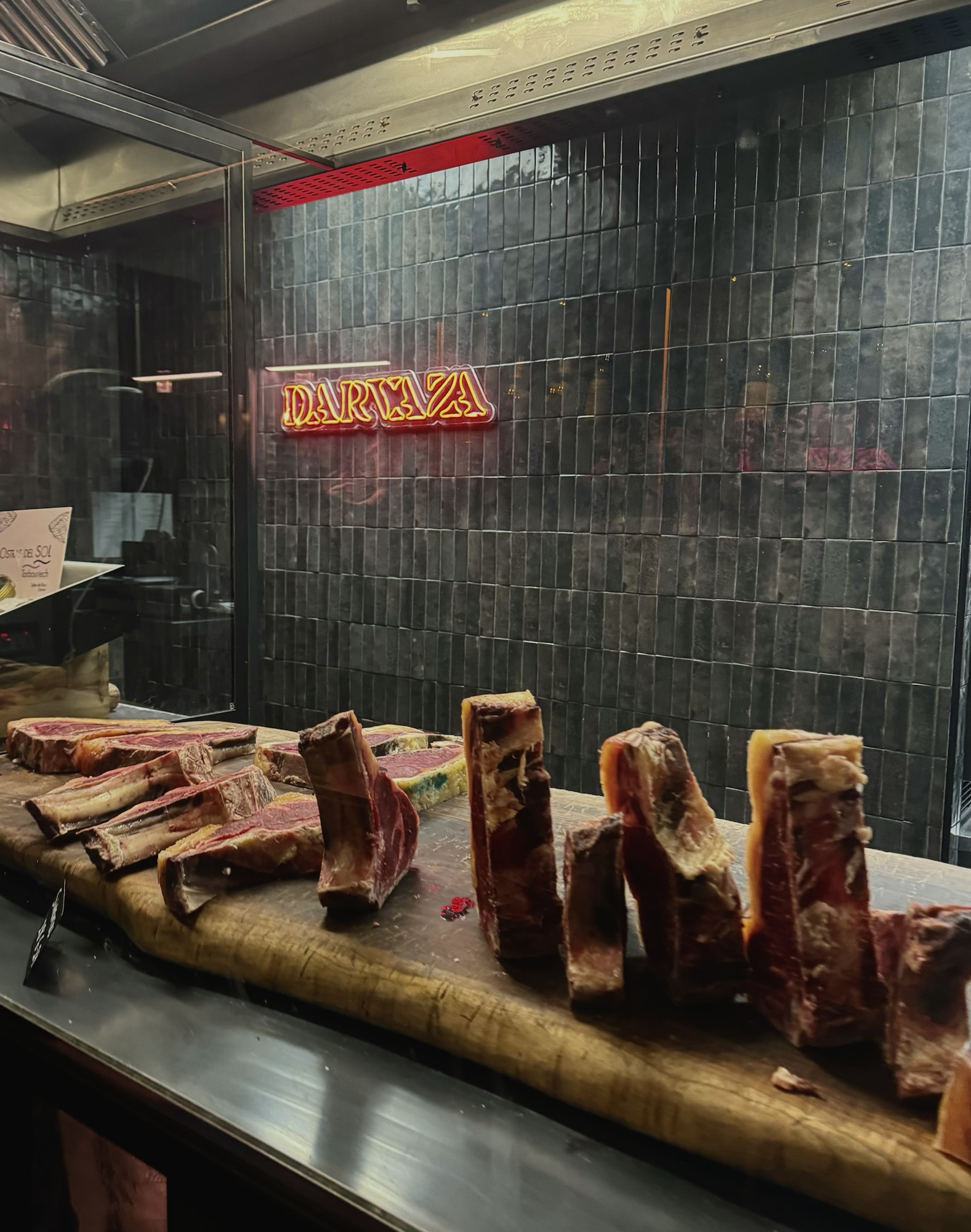 Darvaza Restaurant Barcelona: A Haven for Steak Lovers